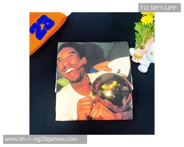 四大足球巨星同框合影 展现传奇球技与不朽荣耀